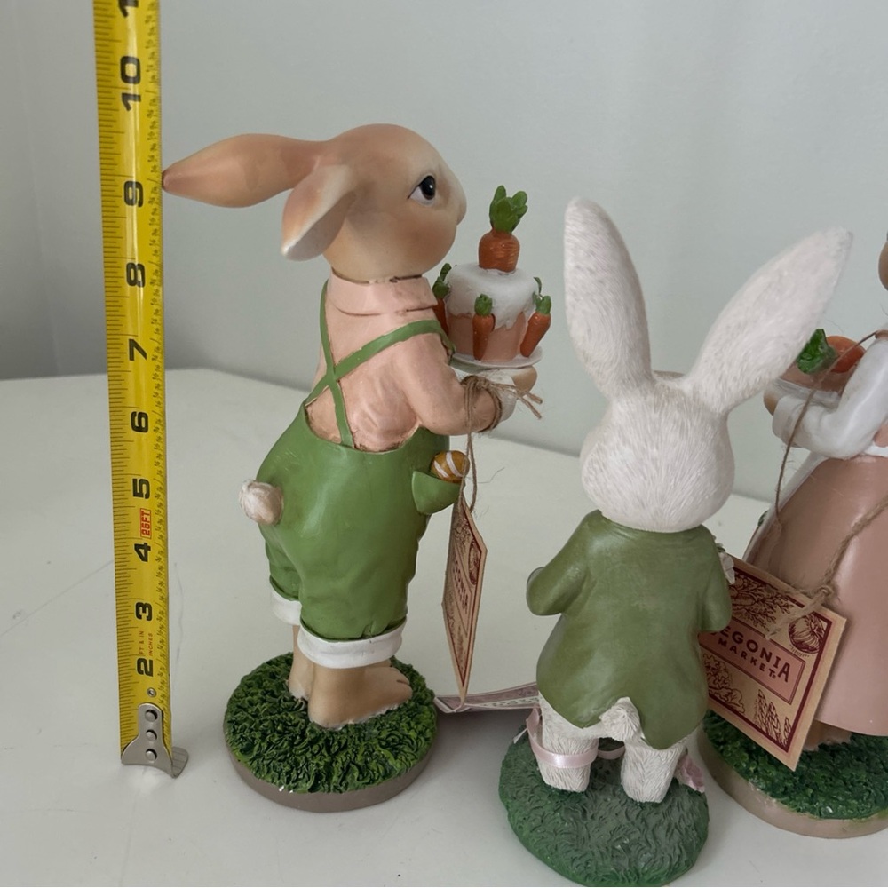 Easter Bunny Rabbit w Carrots Figurine Set- Farmers Primitive Style Peter Rabbit - Picture 5 of 13